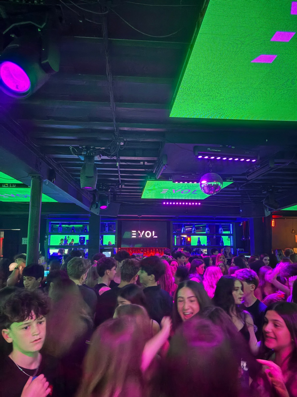 Green Room — Evol NYC